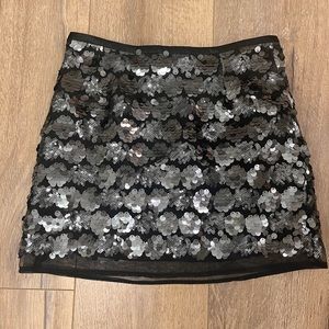 Forever 21 girls black sequin skirt - size 11/12